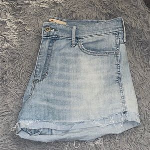 Jean shorts!!
